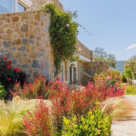 Luxury Lagoon With Private Pool Γιάλοβα