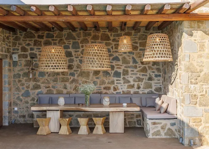 Luxury Lagoon With Private Pool *