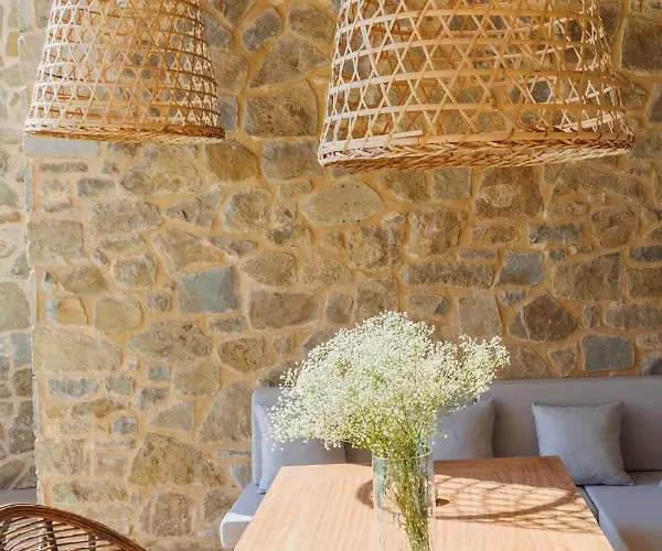 Luxury Lagoon With Private Pool Villa Gialova